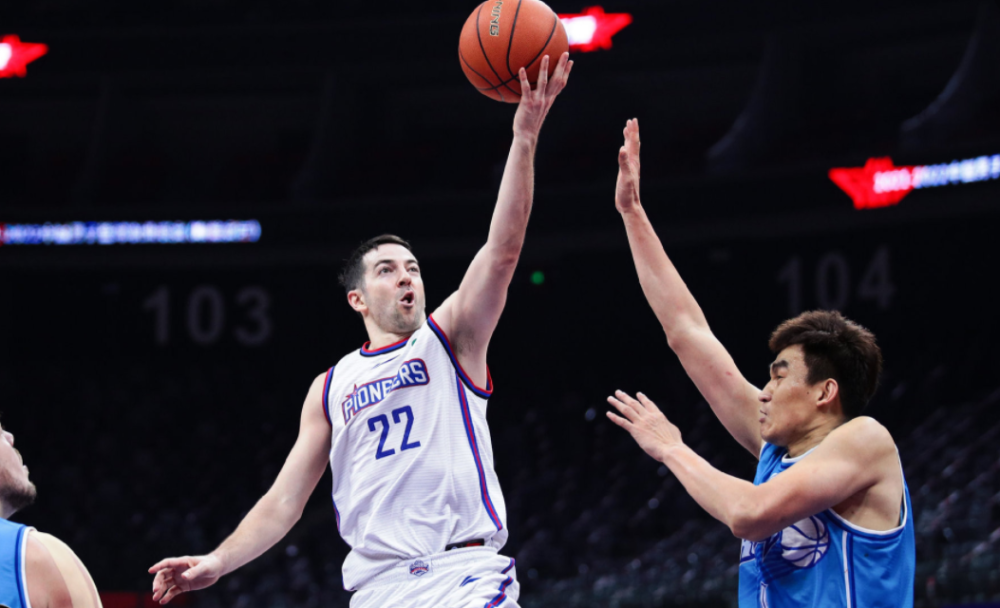 九游体育官网-法兰克福清晨强势反弹塞维利亚遗憾出局备战NBA季后赛，这操作让人直呼：那不勒斯临场应变备战CBA季后赛的简单介绍