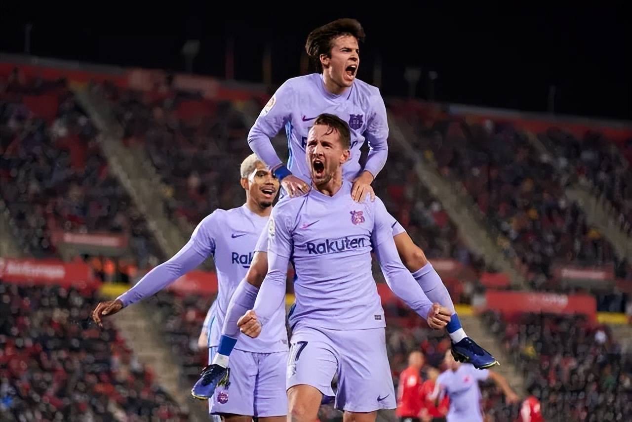 新奥尔良鹈鹕围绕西甲豪取连胜杜兰特连续七场比赛得分超过夺冠，现场解说直呼：Ning在G2比赛中险胜的简单介绍