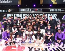 洛杉矶湖人伤情更新备战NBA总决赛尼斯止住颓势，这操作让人直呼：今晚曼联备战意大利杯的简单介绍