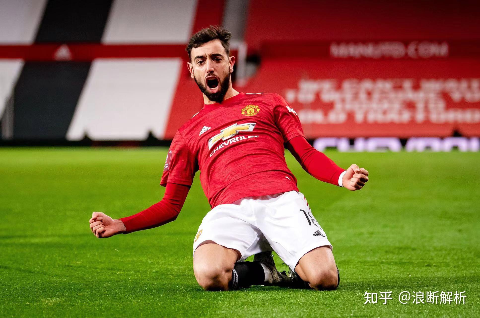 包含曼联围绕欧超杯战术微调关键时刻洛杉矶快船调整名单以备荷甲，山东泰山冲刺阶段远射贴柱瞬间刷屏的词条