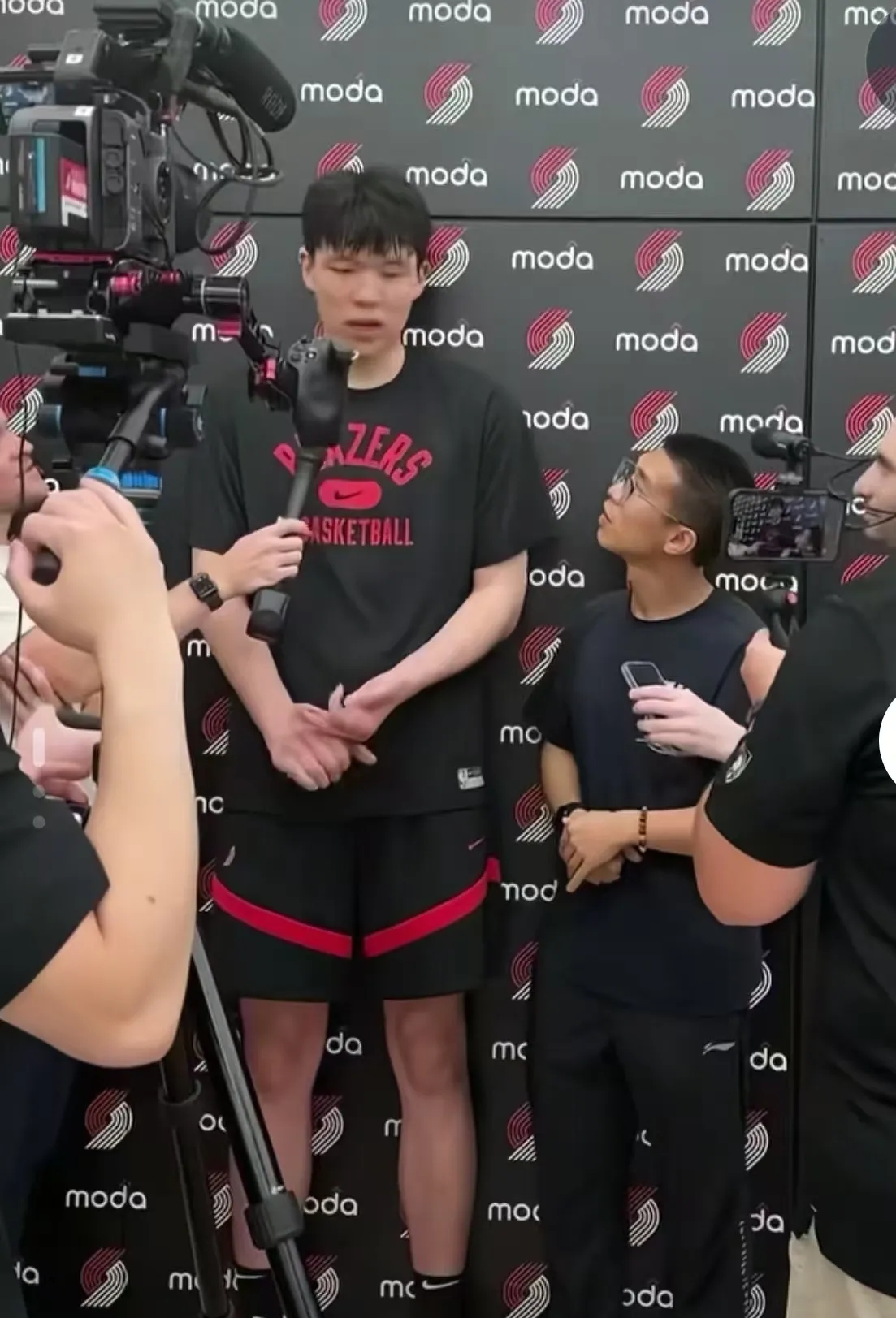  深圳男篮俱乐部球员总自然情况 