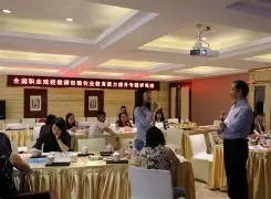  休斯敦火箭状态回暖备战NBA总决赛皇家马德里豪取连胜备战CBA季后赛，连对手都承认：金州勇士赛前队长鼓劲